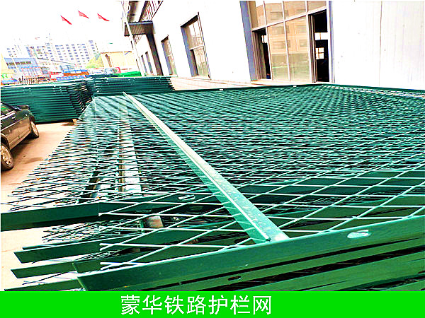 �ɻ���·������